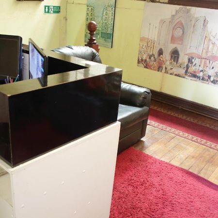 Hostal Fiorenttina 瓦尔帕莱索 外观 照片