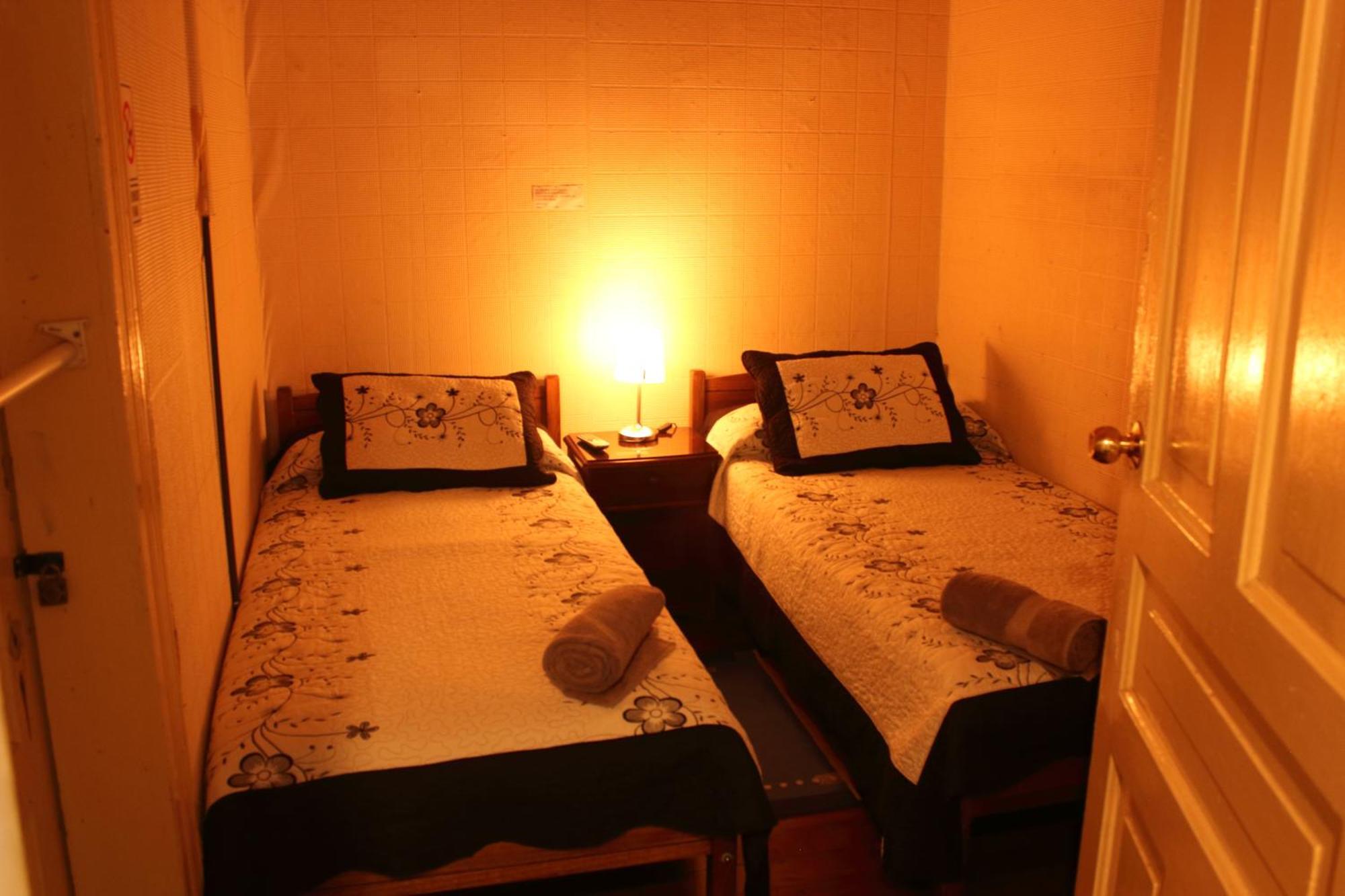 Hostal Fiorenttina 瓦尔帕莱索 外观 照片